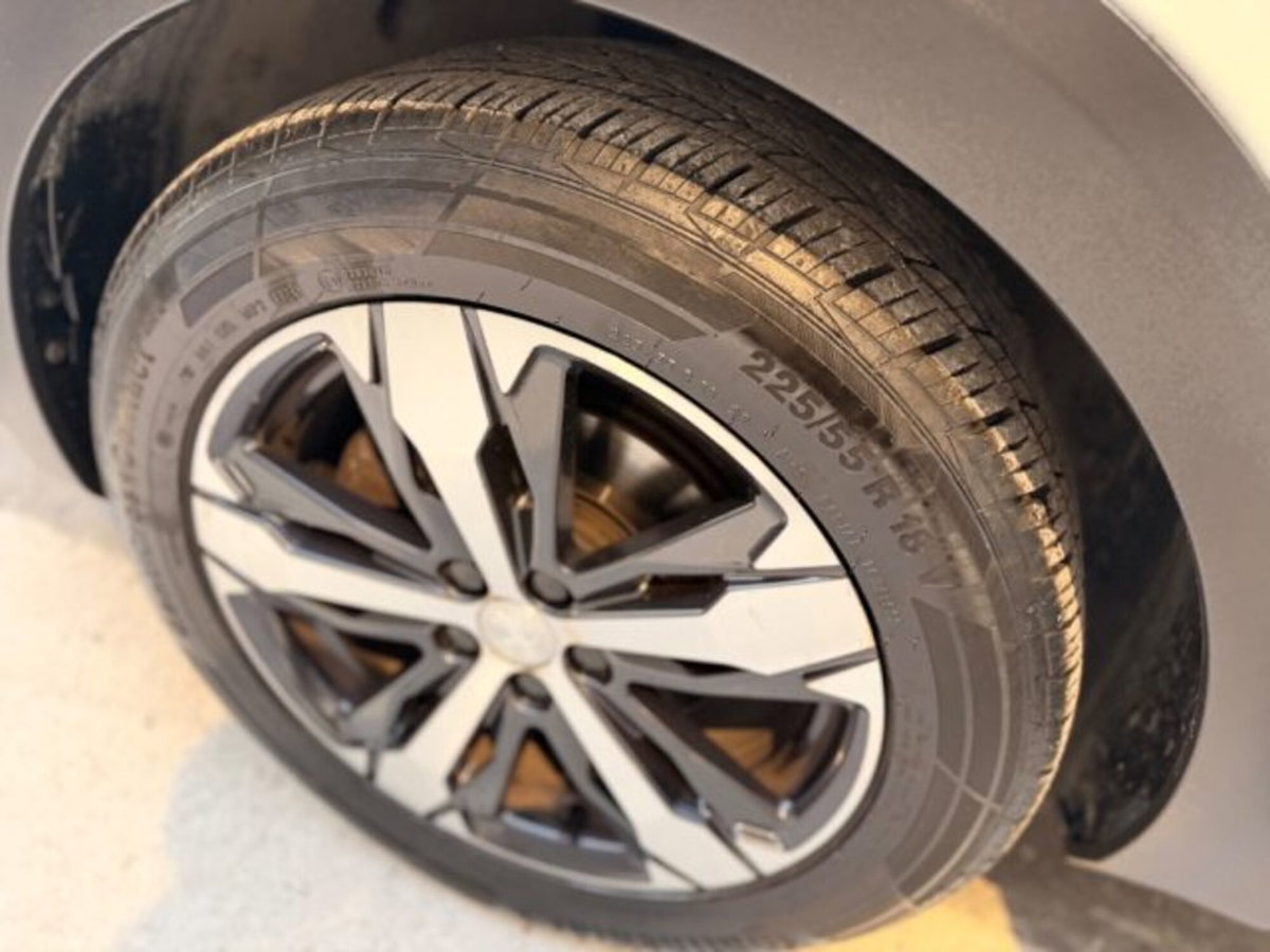 Peugeot 3008 BlueHDi 120 EAT6 S&S Allure (20)