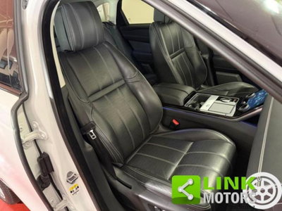 Land Rover Range Rover Velar 2.0D I4 240 CV R-Dynamic HSE (9)