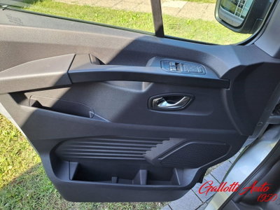 Nissan Primastar Furgone 29 2.0 dCi 150CV PL-TA Furgone Acenta Plus (16)