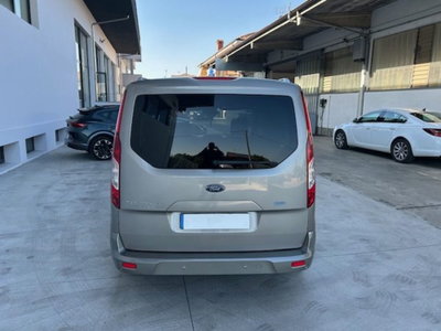 Ford Tourneo Connect 1.5 TDCi 120 CV Titanium (9)