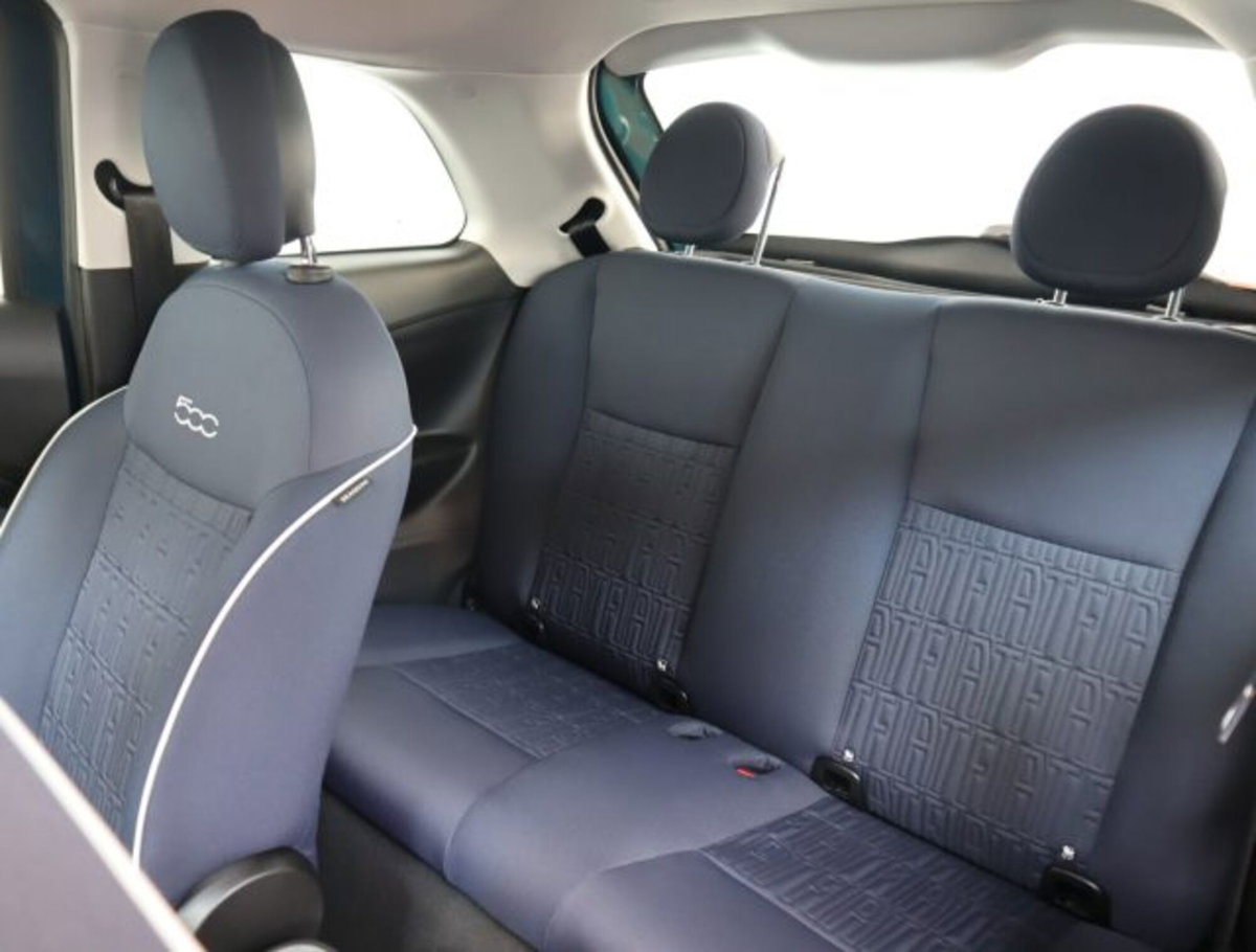 Fiat 500e Action Berlina 23,65 kWh (10)