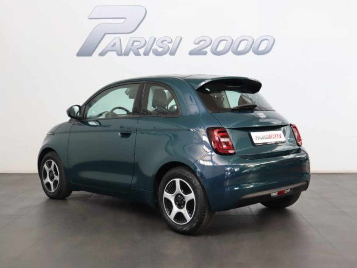 Fiat 500e Action Berlina 23,65 kWh (4)