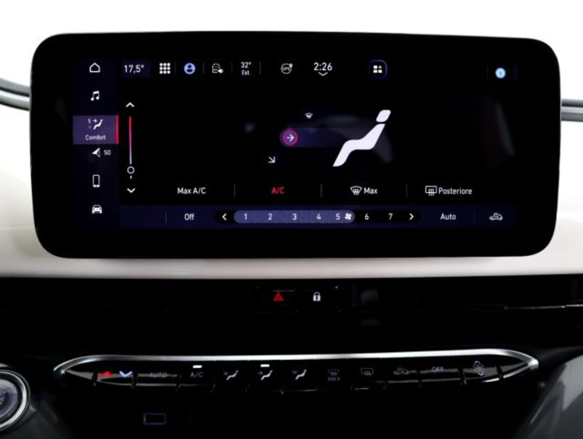 Fiat 500e Action Berlina 23,65 kWh (19)