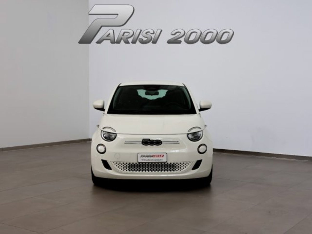 Fiat 500e Action Berlina 23,65 kWh (5)