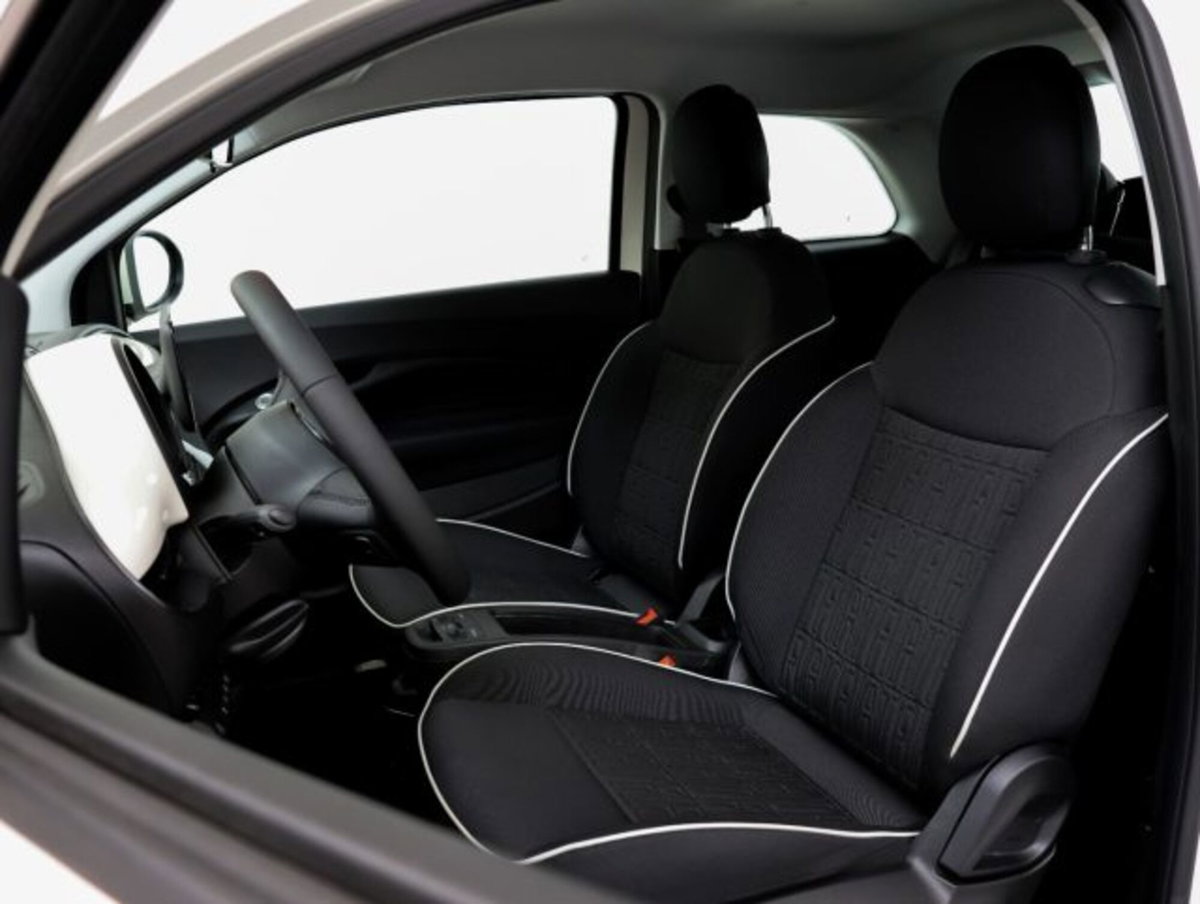 Fiat 500e Action Berlina 23,65 kWh (8)
