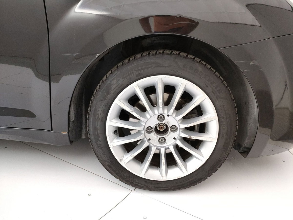 Alfa Romeo MiTo 1.3 JTDm 85 CV S&S Progression (10)