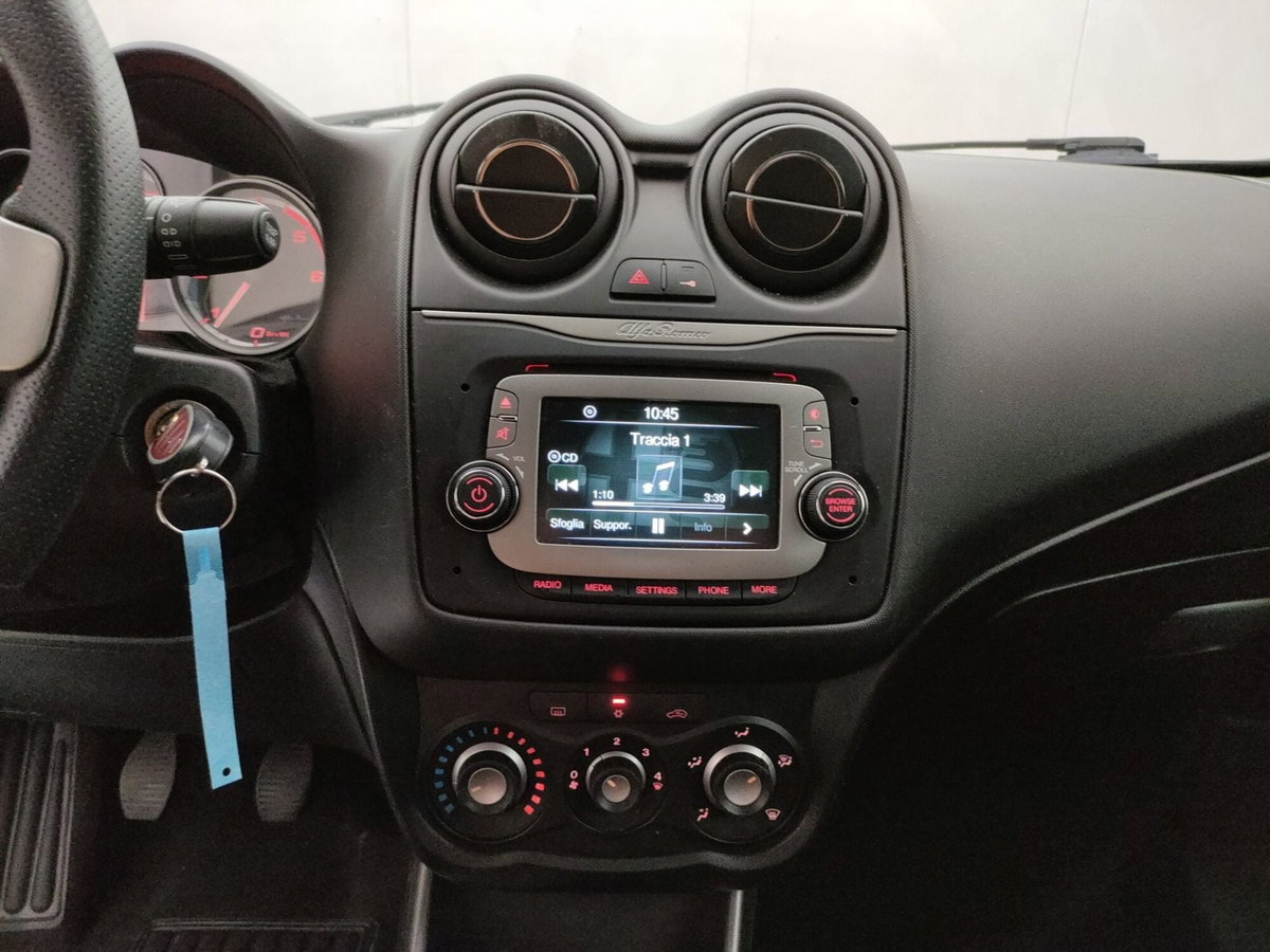 Alfa Romeo MiTo 1.3 JTDm 85 CV S&S Progression (13)