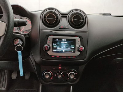 Alfa Romeo MiTo 1.3 JTDm 85 CV S&S Progression (13)