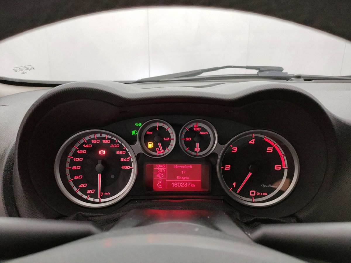 Alfa Romeo MiTo 1.3 JTDm 85 CV S&S Progression (15)