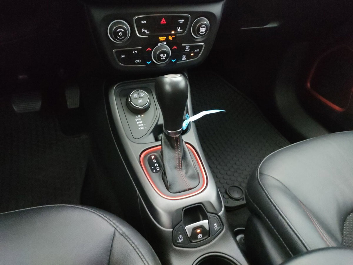 Jeep Compass 2.0 Multijet II 170 aut. 4WD Trailhawk (13)