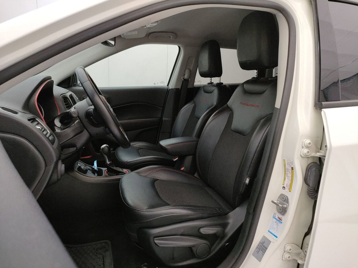 Jeep Compass 2.0 Multijet II 170 aut. 4WD Trailhawk (7)