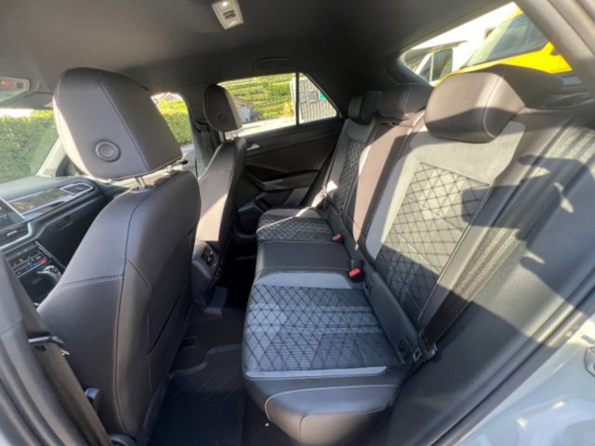 Volkswagen T-Roc 2.0 tdi R-Line 4motion 150cv dsg (13)
