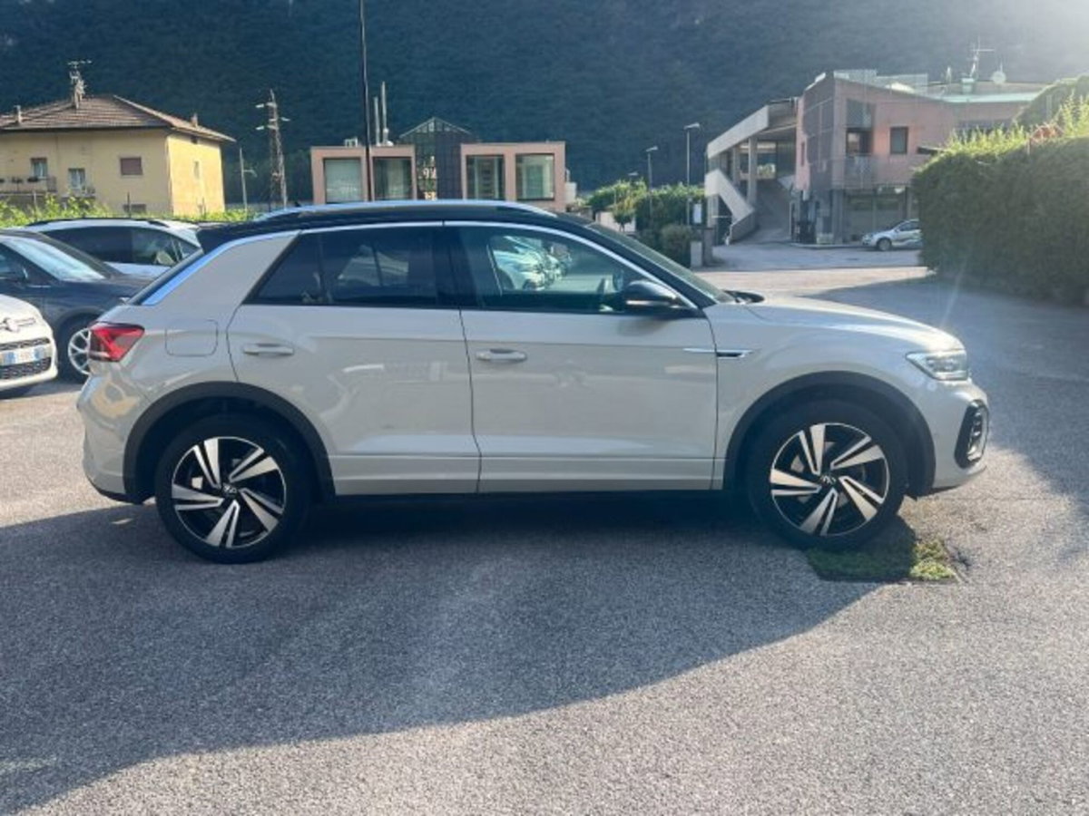 Volkswagen T-Roc 2.0 tdi R-Line 4motion 150cv dsg (3)