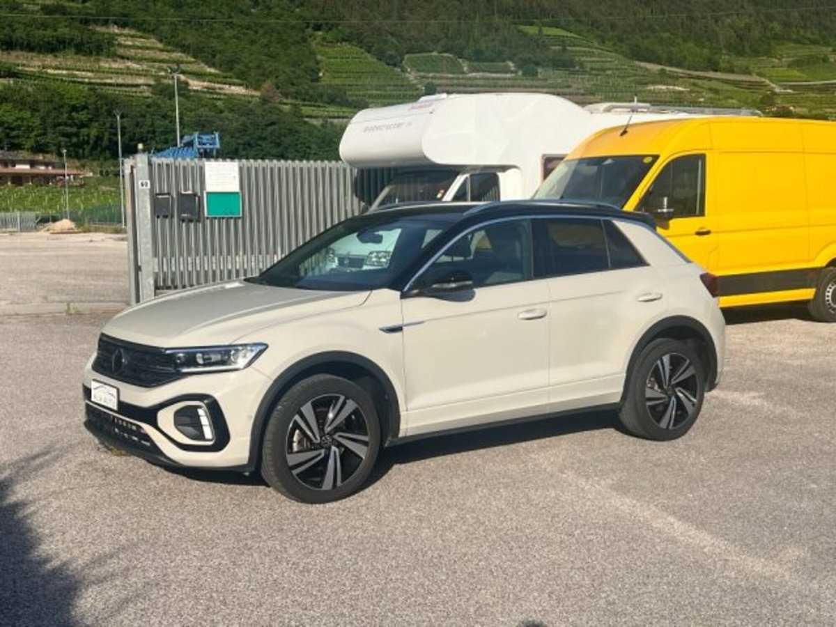 Volkswagen T-Roc 2.0 tdi R-Line 4motion 150cv dsg (8)