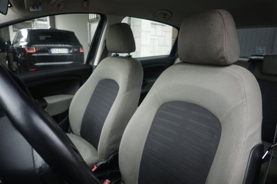 Fiat Grande Punto 1.3 MJT 90 CV 5 porte Dynamic (16)