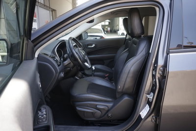 Jeep Compass 1.6 Multijet II 2WD Limited (18)