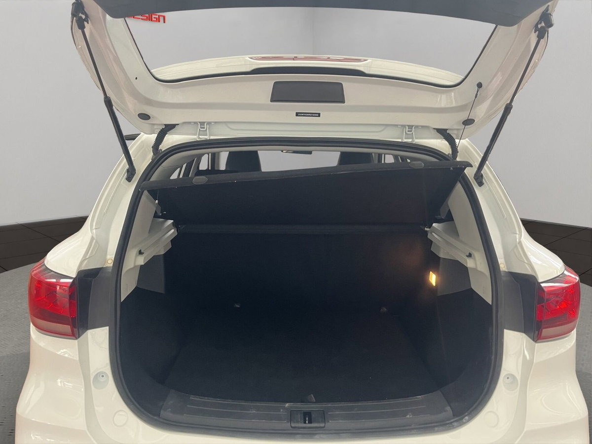 Mg ZS ZS 1.0 Luxury auto (7)