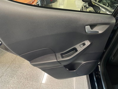 Ford Fiesta 1.0 Ecoboost Hybrid 125 CV 5 porte ST-Line X (11)