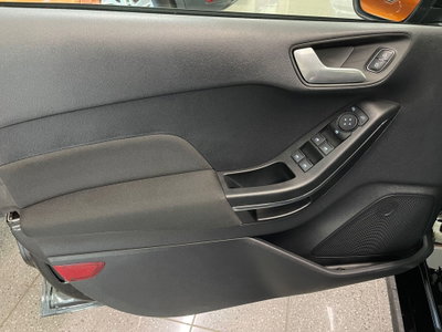 Ford Fiesta 1.0 Ecoboost Hybrid 125 CV 5 porte ST-Line X (12)