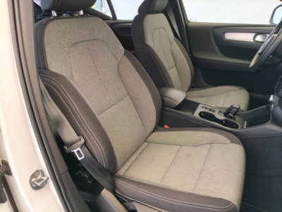 Volvo XC40 T4 Recharge Plug-in Hybrid Inscription Expression (14)
