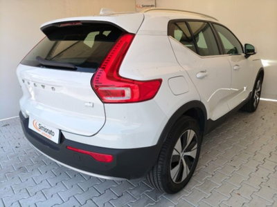 Volvo XC40 T4 Recharge Plug-in Hybrid Inscription Expression (4)