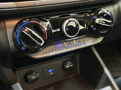 Hyundai Kona 1.0 T-GDI Hybrid 48V iMT XTech (11)