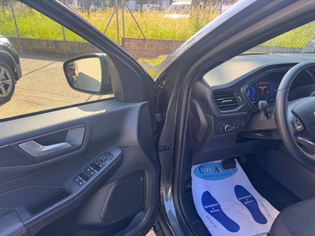 Ford Kuga 2.0 EcoBlue 120 CV aut. 2WD ST-Line X (8)