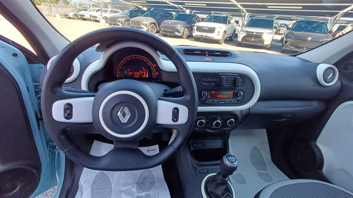 Renault Twingo SCe 65 CV Duel (17)