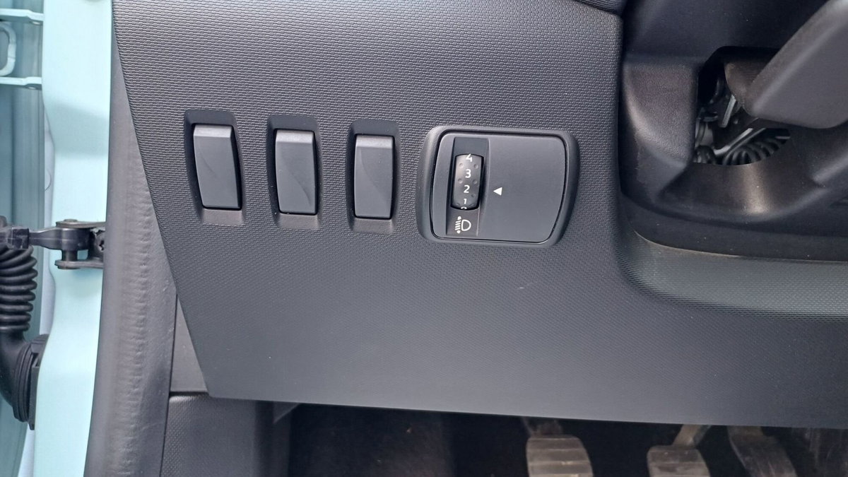 Renault Twingo SCe 65 CV Duel (18)