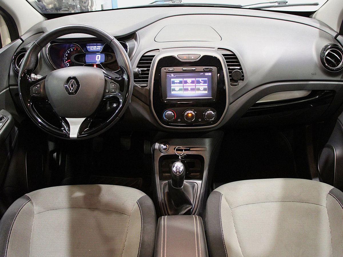 Renault Captur 0.9 TCe 12V 90 CV Start&Stop Energy R-Link (10)
