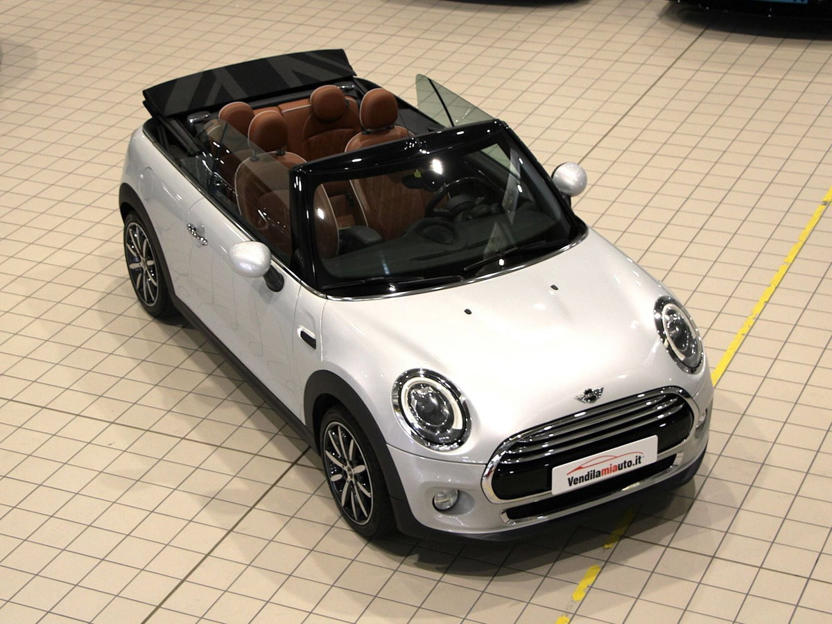 MINI Mini Cabrio 1.5 Cooper D Boost Cabrio (15)
