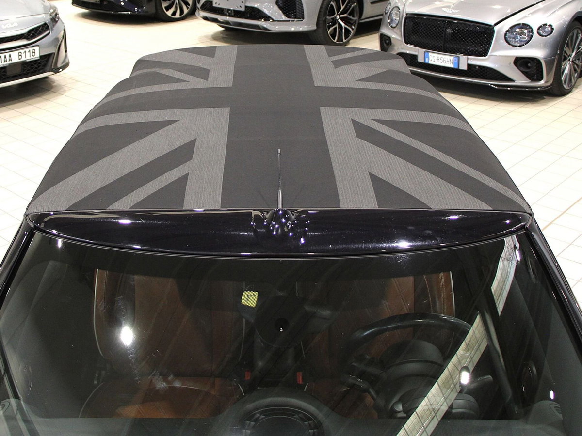 MINI Mini Cabrio 1.5 Cooper D Boost Cabrio (9)