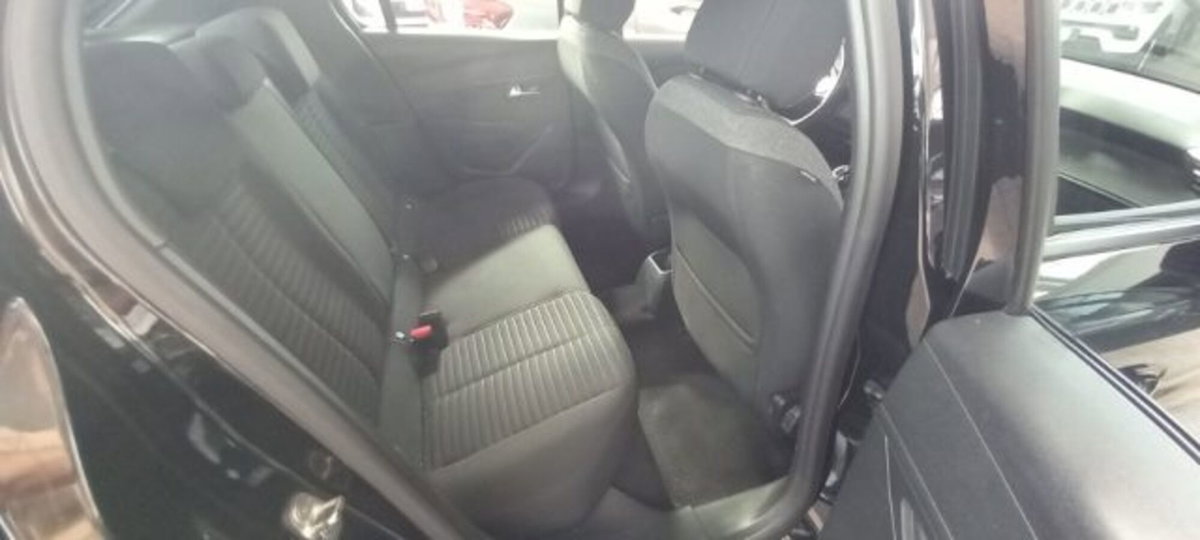Peugeot 208 1.2 puretech Active s&s 75cv (8)