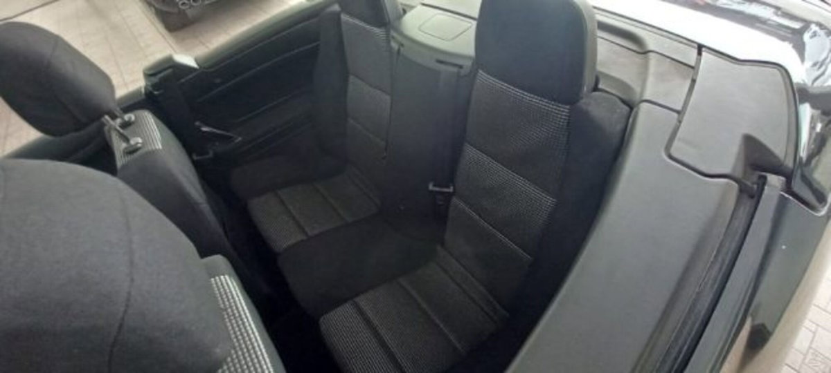 Peugeot 307 Cabrio HDi FAP CC Tecno (12)