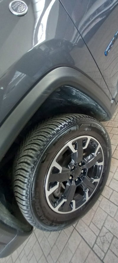 Jeep Compass 1.3 T4 240CV PHEV AT6 4xe Trailhawk (18)