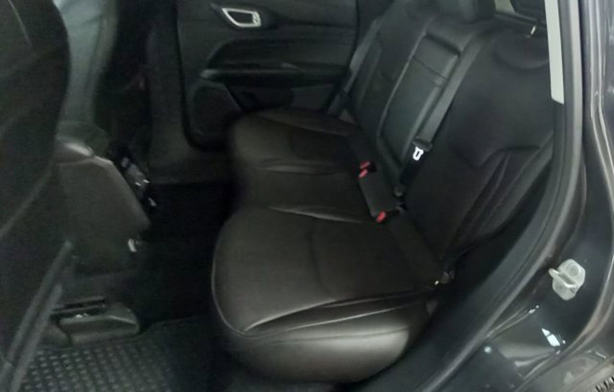 Jeep Compass 1.3 T4 240CV PHEV AT6 4xe Trailhawk (7)