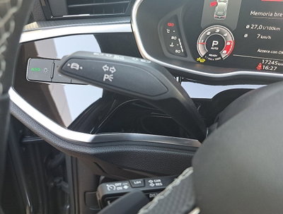 Audi Q3 Sportback 40 2.0 tdi Identity Black quattro 193cv s-tronic (20)