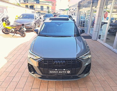 Audi Q3 Sportback 40 2.0 tdi Identity Black quattro 193cv s-tronic (3)