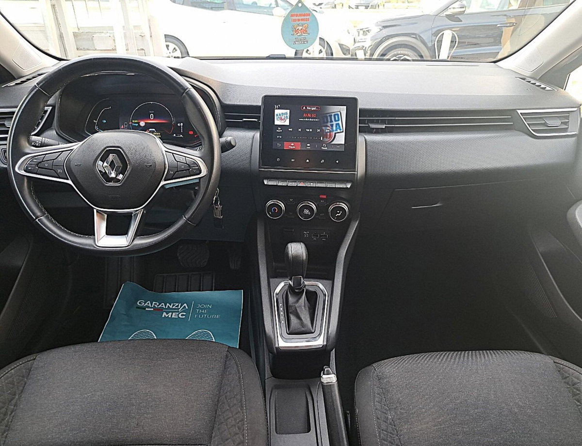 Renault Clio Full Hybrid E-Tech 140 CV 5 porte Intens (13)