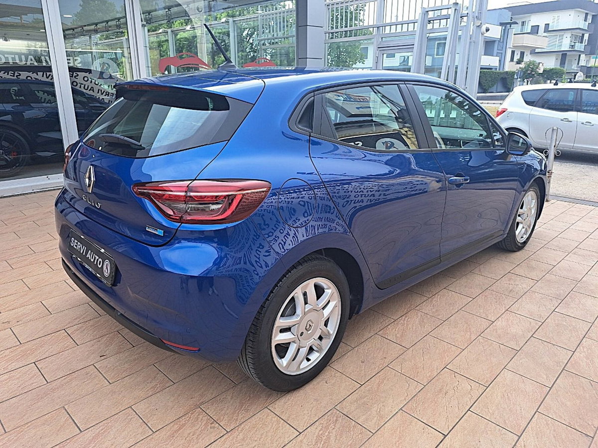 Renault Clio Full Hybrid E-Tech 140 CV 5 porte Intens (5)