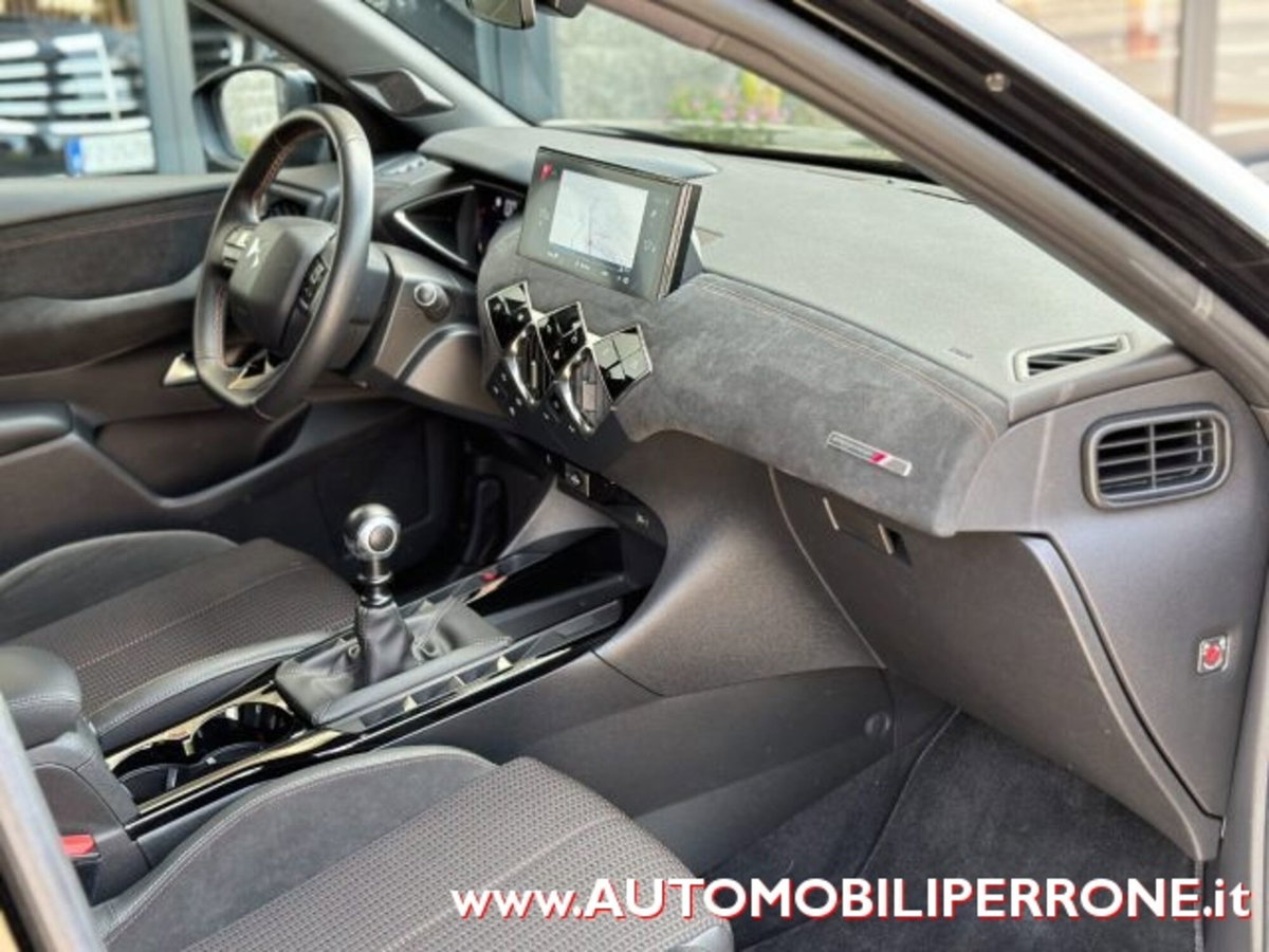 Ds DS 3 DS 3 Crossback BlueHDi 100 Performance Line (10)