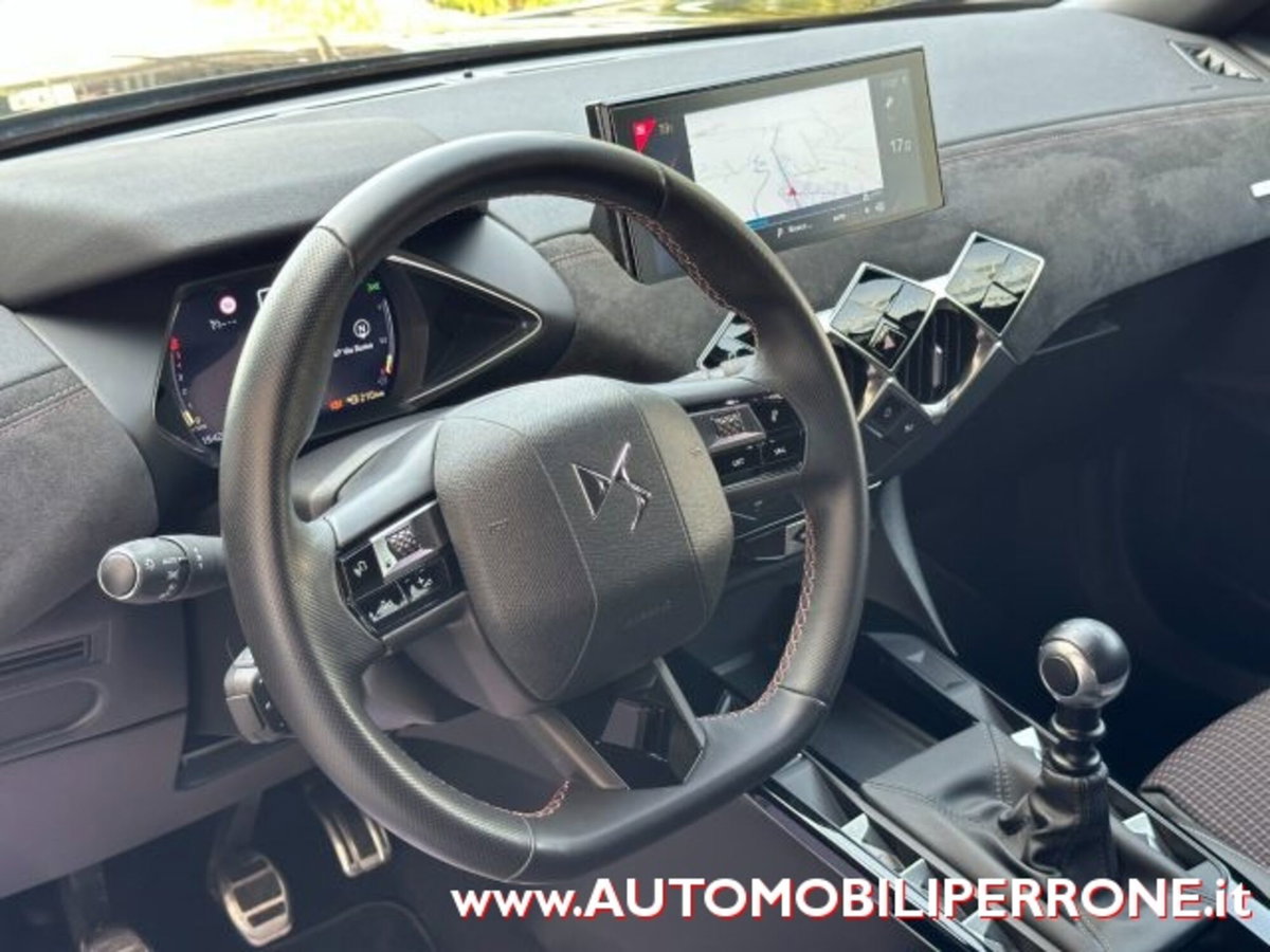 Ds DS 3 DS 3 Crossback BlueHDi 100 Performance Line (17)