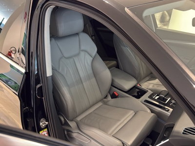 Audi Q5 2.0 TDI 190 CV quattro S tronic Business Design (5)