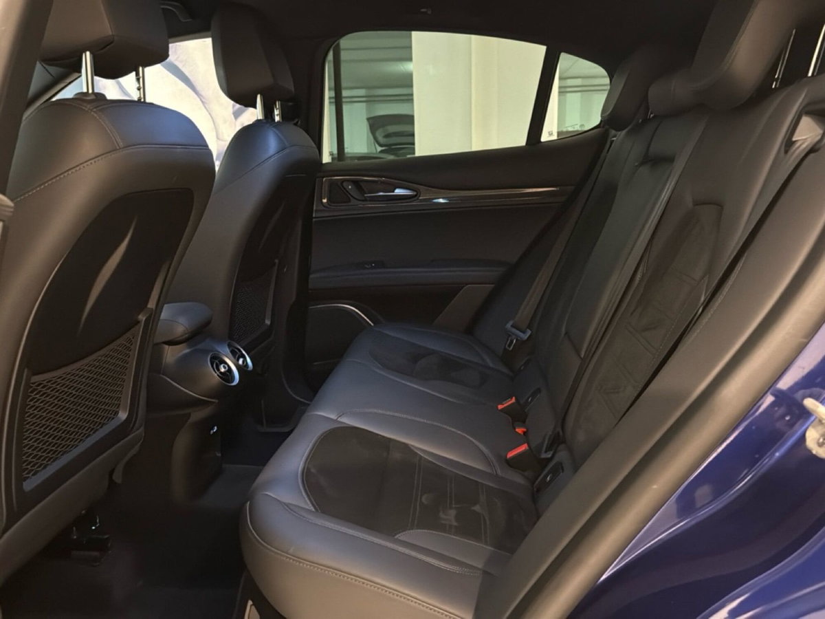Alfa Romeo Stelvio Stelvio 2.2 Turbodiesel 210 CV AT8 Q4 Sport Edition (8)