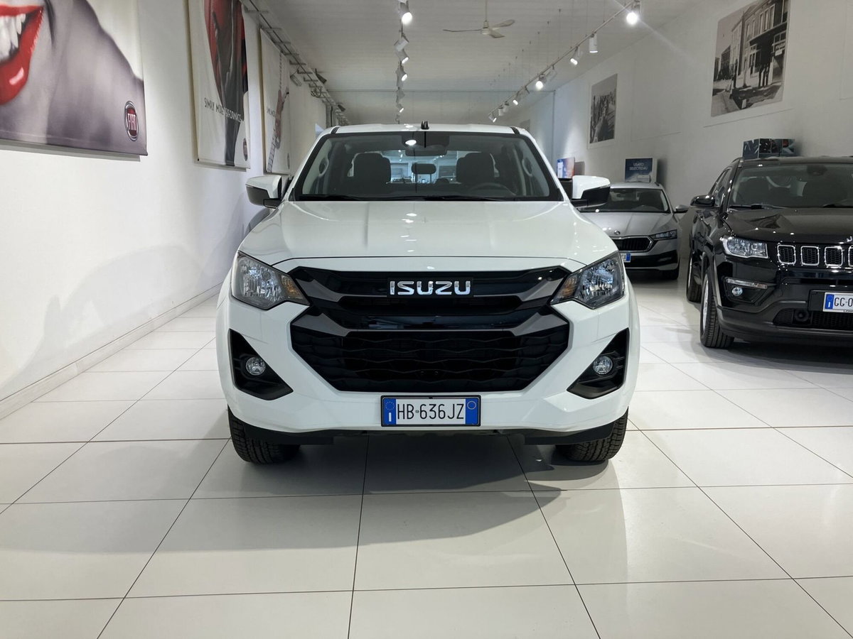 Isuzu D-Max Pick-up 1.9 space N60 Nitro Sport 4x4 auto (2)