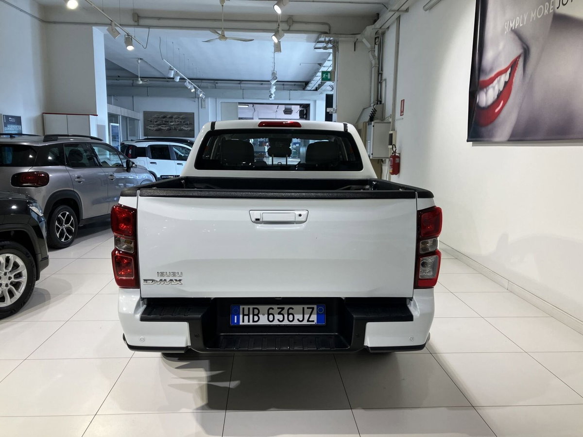 Isuzu D-Max Pick-up 1.9 space N60 Nitro Sport 4x4 auto (5)