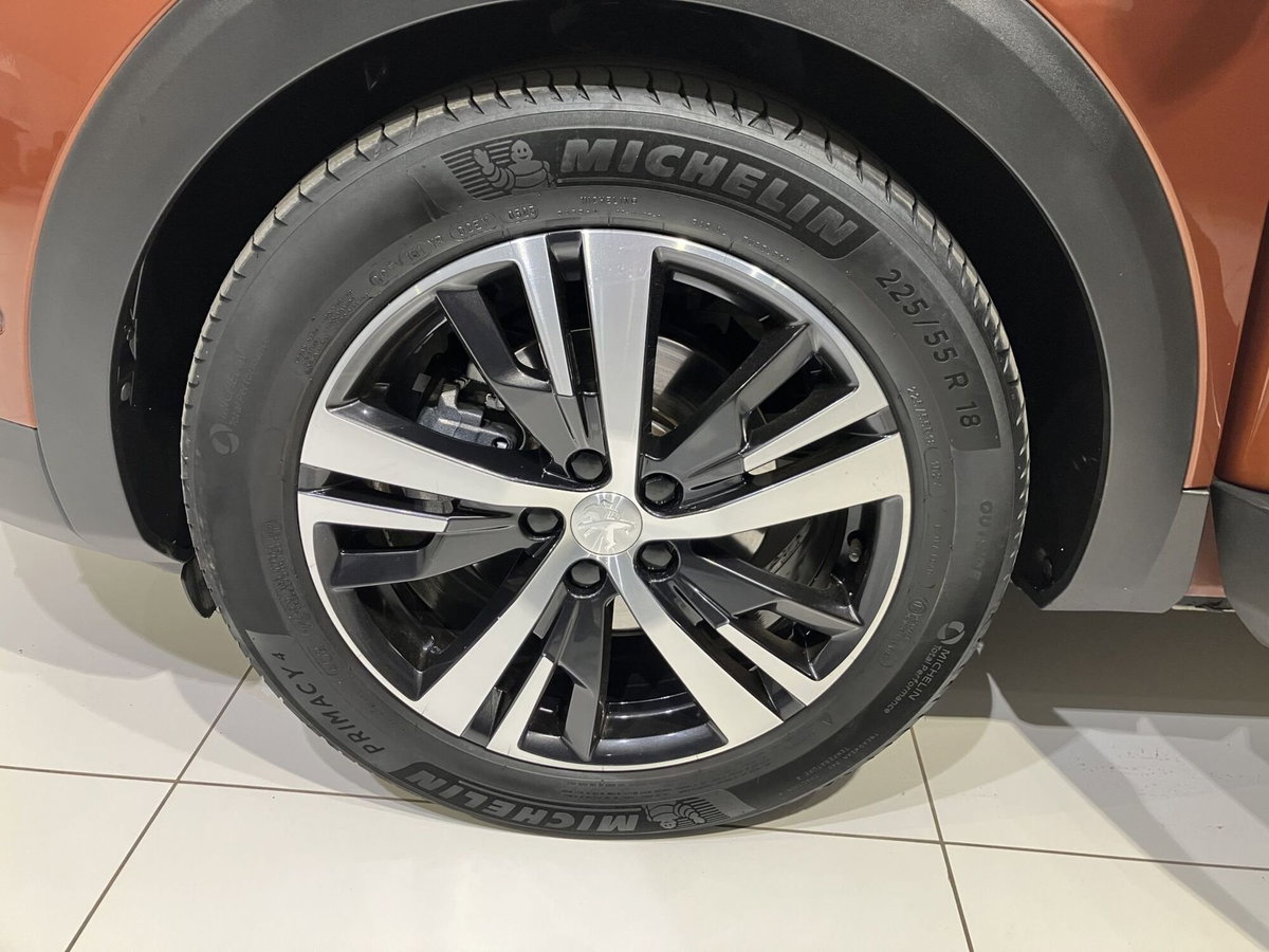 Peugeot 3008 BlueHDi 130 S&S EAT8 GT Line (17)