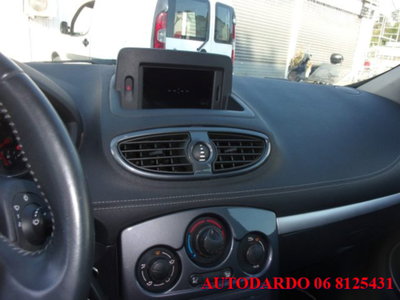 Renault Clio 1.5 dCi 75CV 5 porte Dynamique (13)