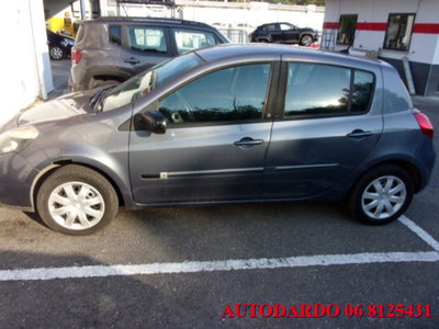 Renault Clio 1.5 dCi 75CV 5 porte Dynamique (16)