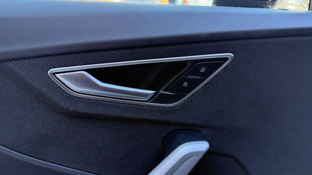 Audi Q2 Q2 30 TFSI S line Edition (19)